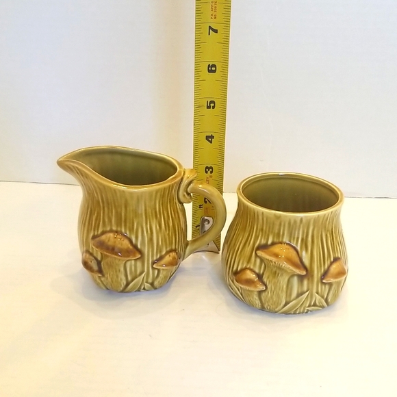 Vintage Retro 70's Ceramic Mushroom Cream and Sugar Set - Picture 7 of 7